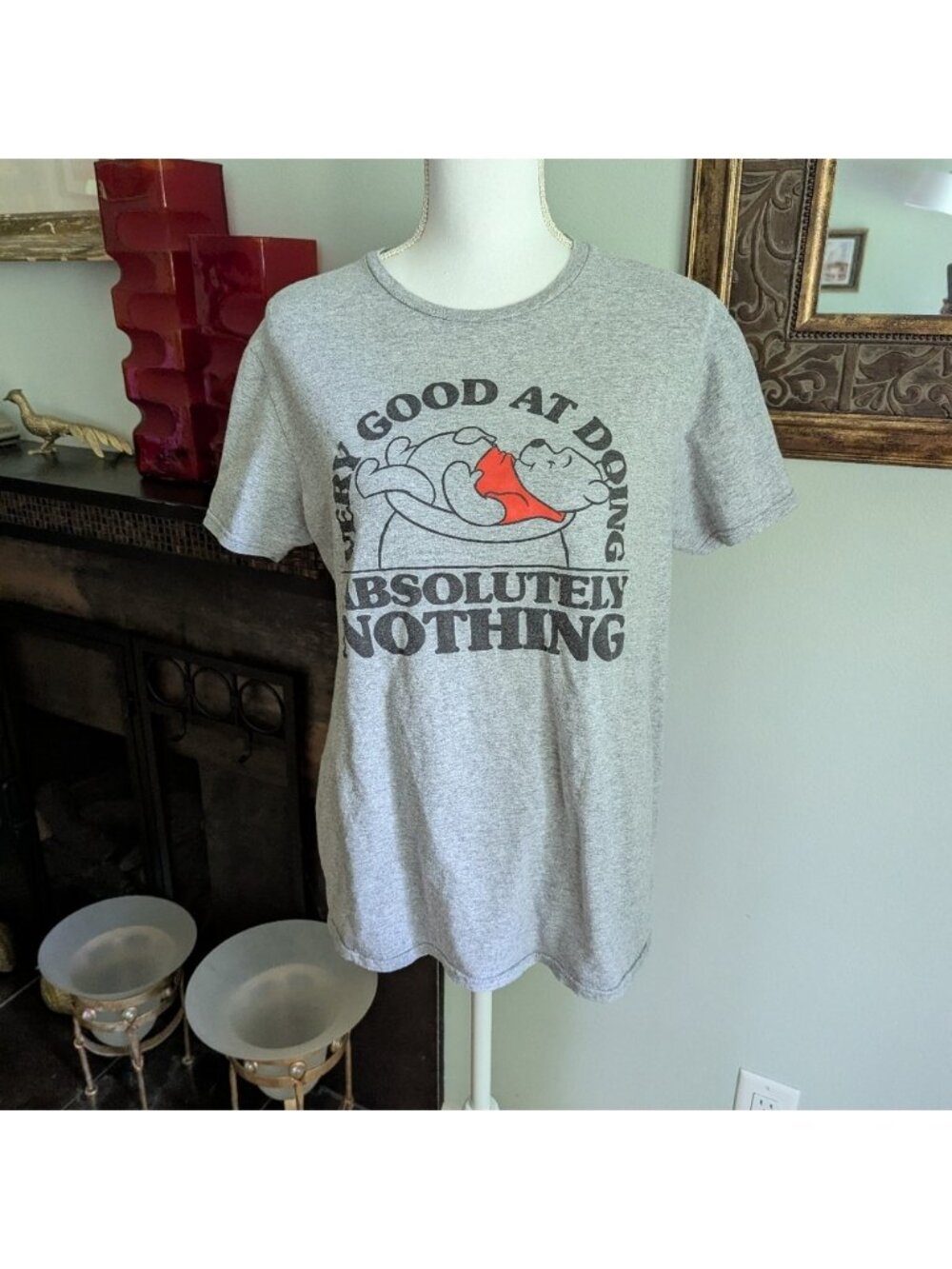 Disney Winnie The Pooh Very Good At Doing Absolutely Nothing T-Shirt Medium 79